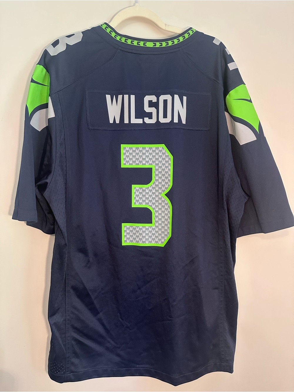 NFL Nike Seattle Seahawks Russell Wilson #3 Jersey Size XL Football Sports